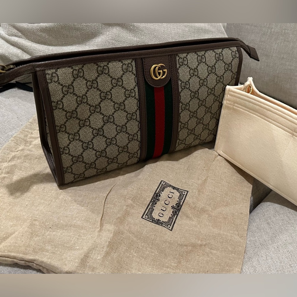 Gucci Ophidia Pouch. New With Box,Tags and Dust Bag.